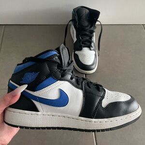 Jordan 1 Mid “Racer Blue” 6Y / 7.5W